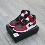 Giày Nike Air Jordan 1 Mid Chicago Black Toe Best Quality