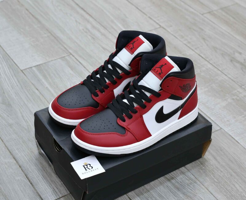 Giày Nike Air Jordan 1 Mid Chicago Black Toe Best Quality