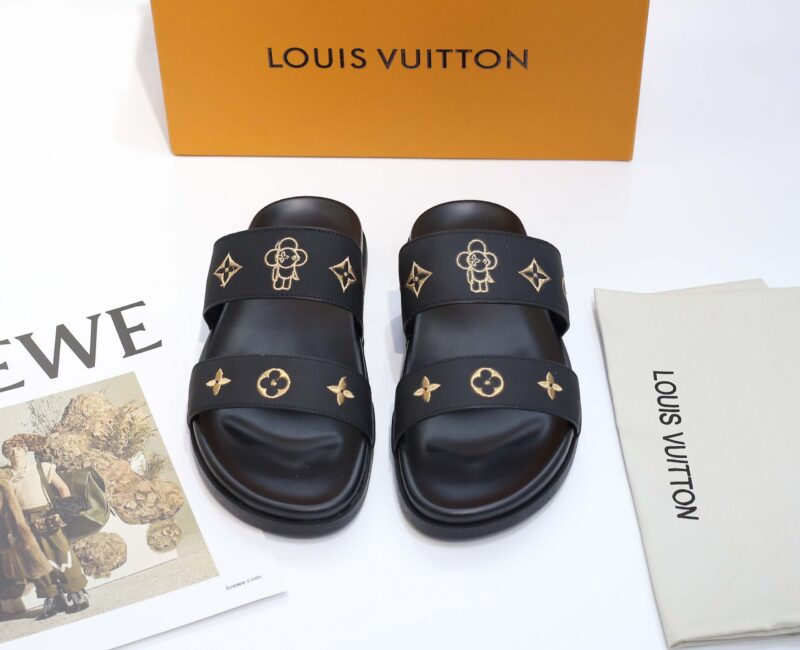 Dép Louis Vuitton Nam Màu Đen Họa Tiết Hoa Vàng Best Quality