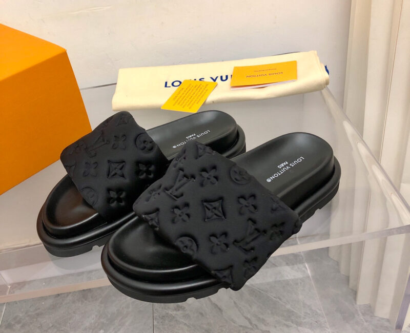 Dép Louis Vuitton Pool Pillow Comfort Mule Black Best Quality