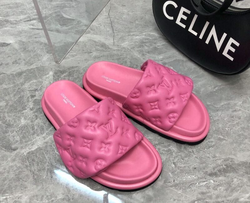 Dép Louis Vuitton Pool Pillow Flat Comfort Mule Pink