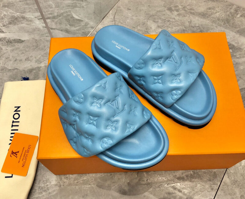 Dép Louis Vuitton Pool Pillow Flat Comfort Mules 'Bleu Clair' Best Quality