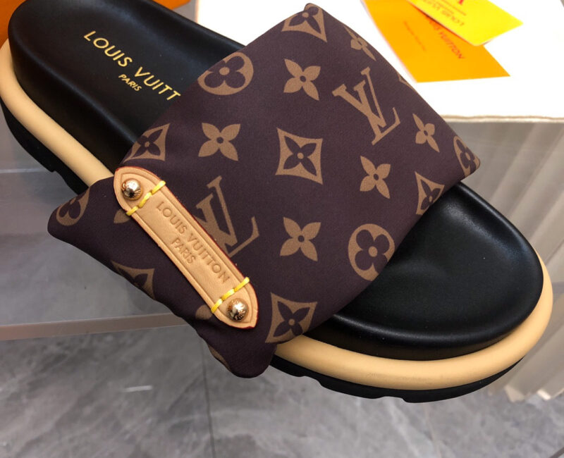 Dép Louis Vuitton Pool Pillow Mules Cacao Brown Best Quality