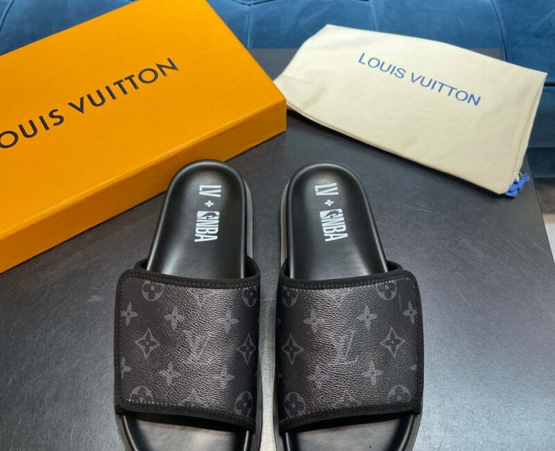 Dép Louis Vuitton Waterfront Mule Black Best Quality