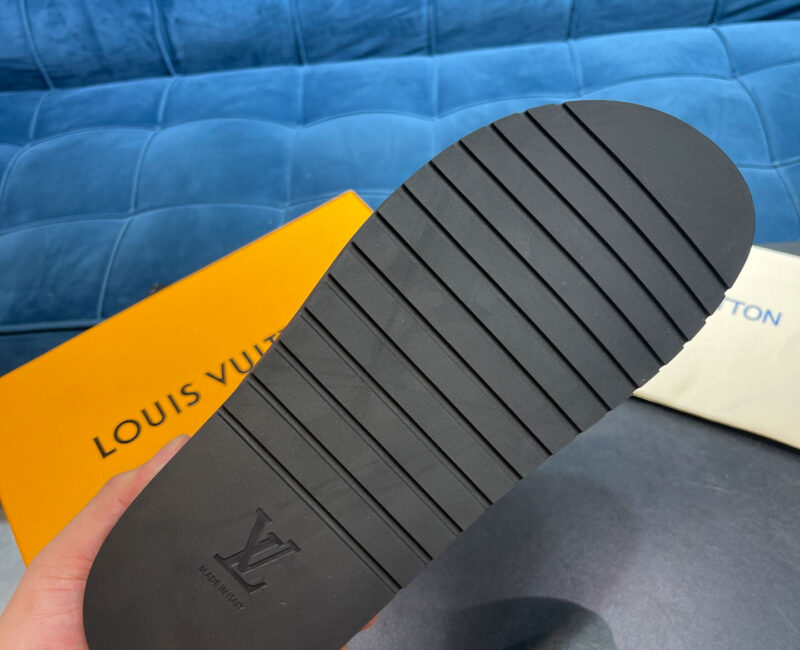 Dép Louis Vuitton Waterfront Mule Black Best Quality