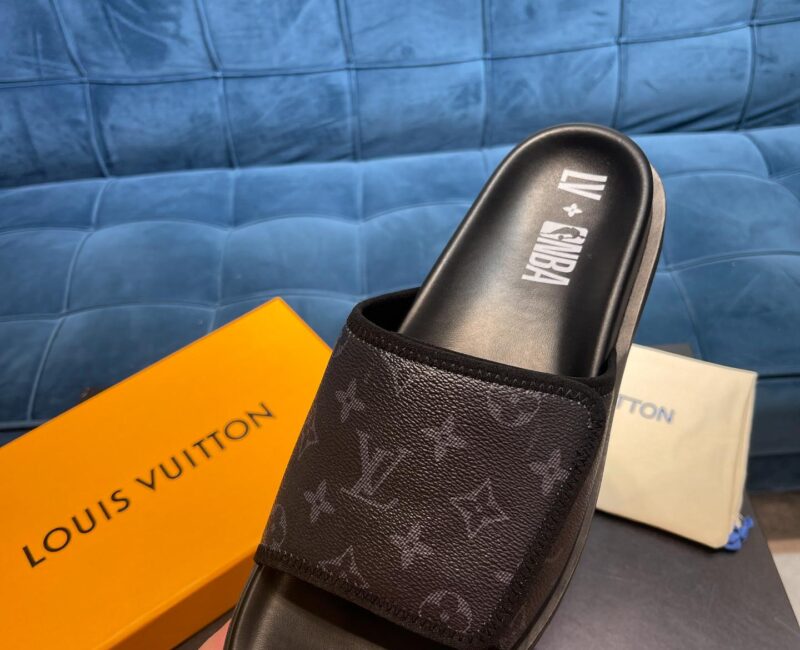 Dép Louis Vuitton Waterfront Mule Black Best Quality