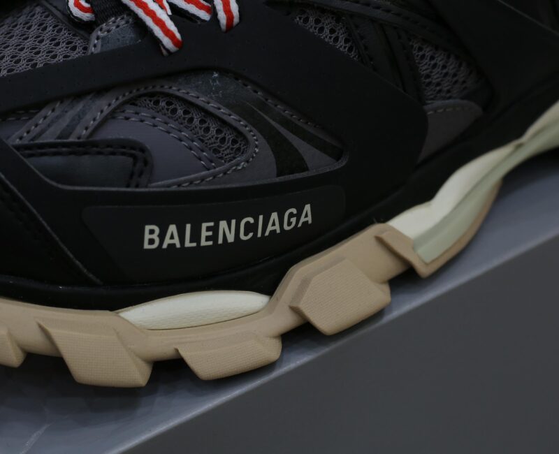 Giày Balenciaga Wmns Track Trainer Black Red Best Quality