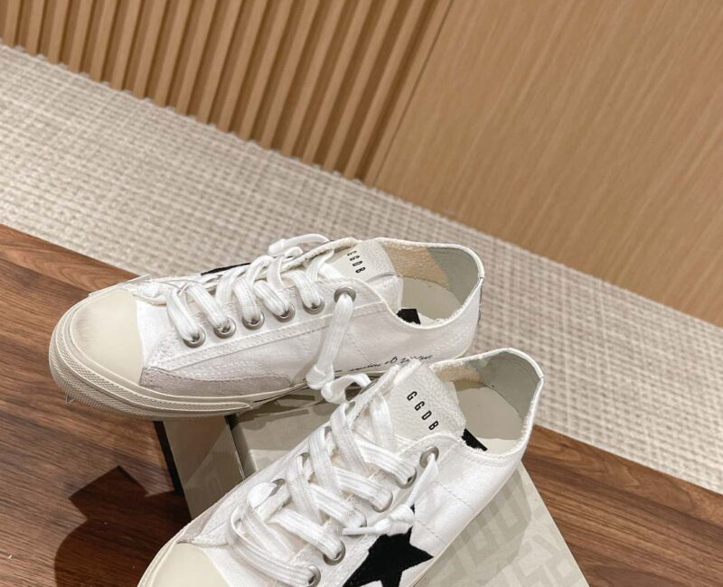 Giày Golden Goose V-Star Sneakers Black Star Best Quality