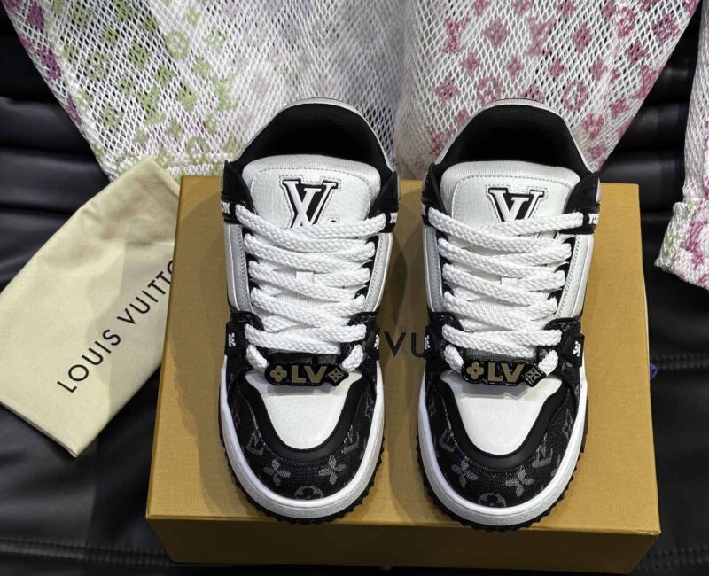 Giày Louis Vuitton LV Trainer Maxi Monogram Denim Black Best Quality