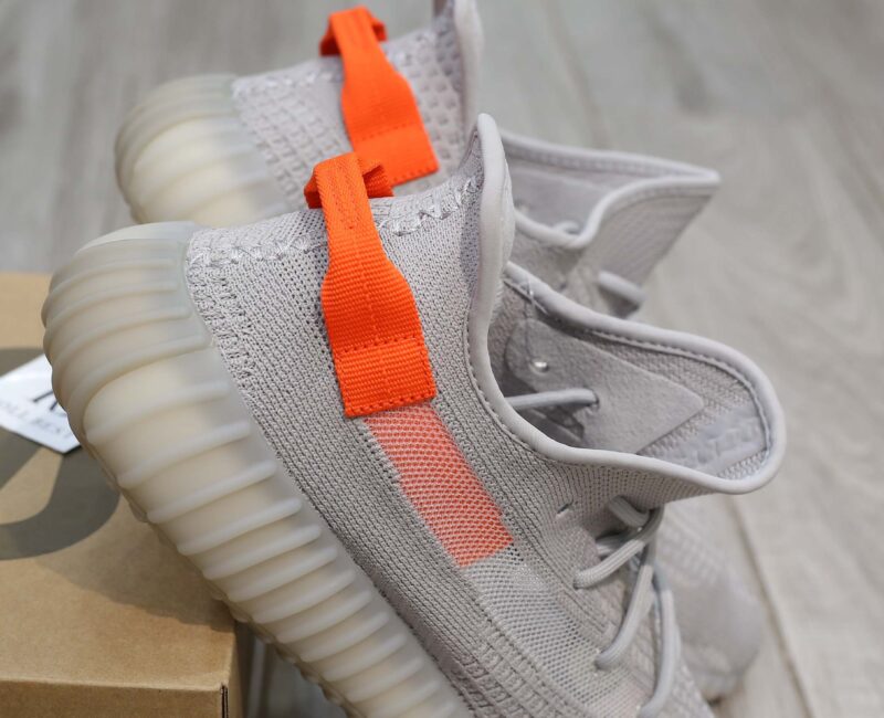 Giày Adidas Yeezy Boost 350 V2 Tail Light Best Quality