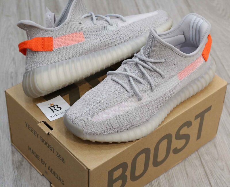 Giày Adidas Yeezy Boost 350 V2 Tail Light Best Quality