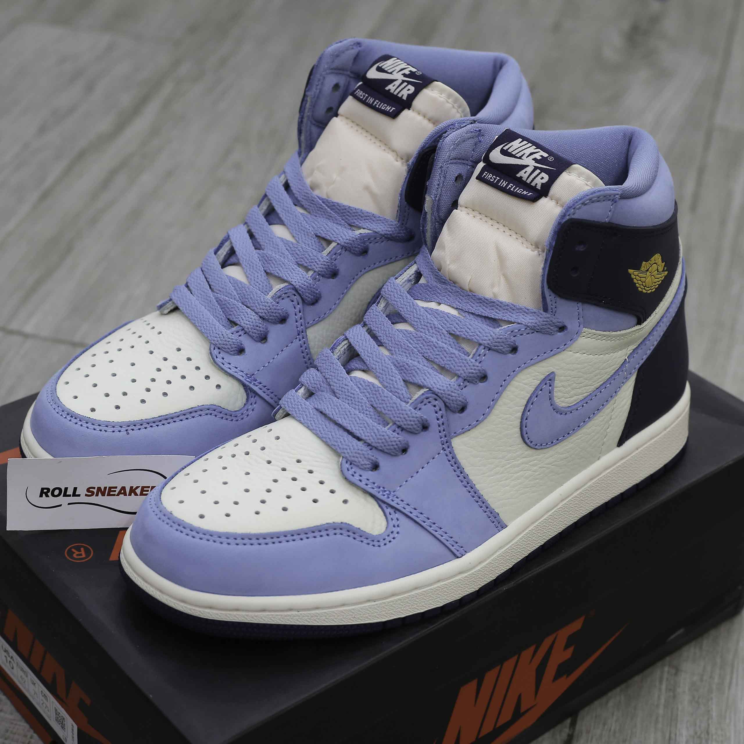 Giày Air Jordan 1 Retro High OG First in Flight like Auth