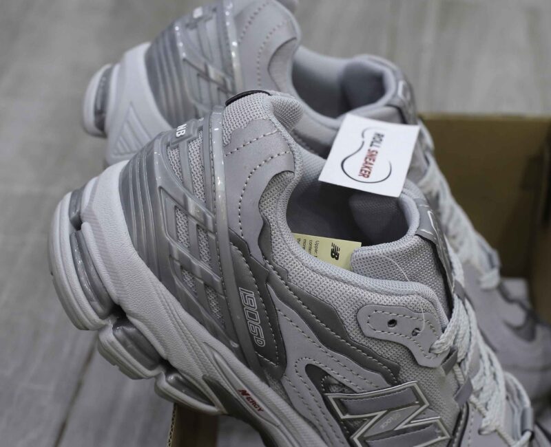 Giày New Balance 1906 - Silver Metallic Like Auth