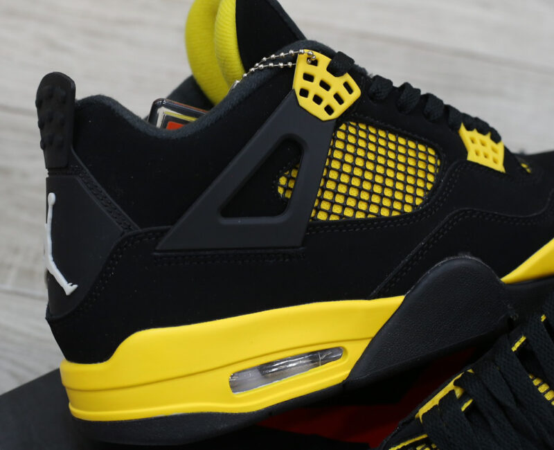 Giày Air Jordan 4 Retro Thunder (2023) Best Quality