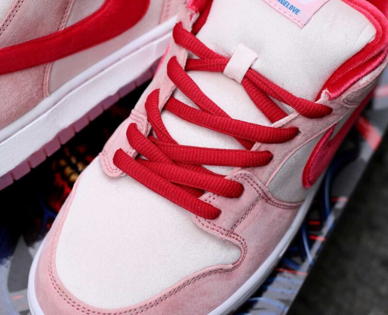 Giày Nike SB Dunk Low StrangeLove Skateboards Best Quality