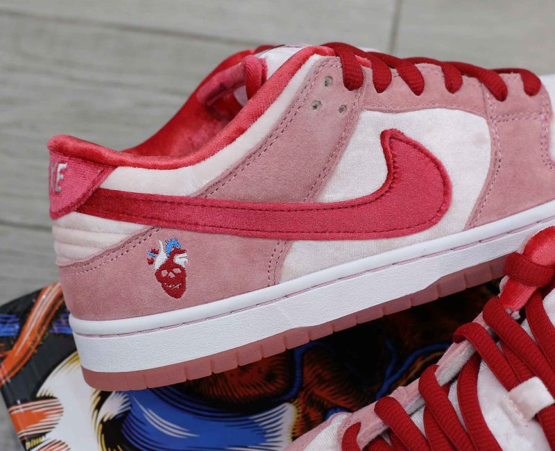 Giày Nike SB Dunk Low StrangeLove Skateboards Best Quality