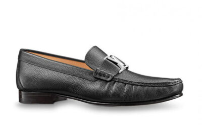 Giày Lười Louis Vuitton Montaigne Loafers Black Da Bê Có Vân Logo LV Bạc