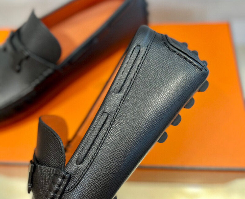 Giày Loafer Hermes Đen Da Taiga Khóa chữ H