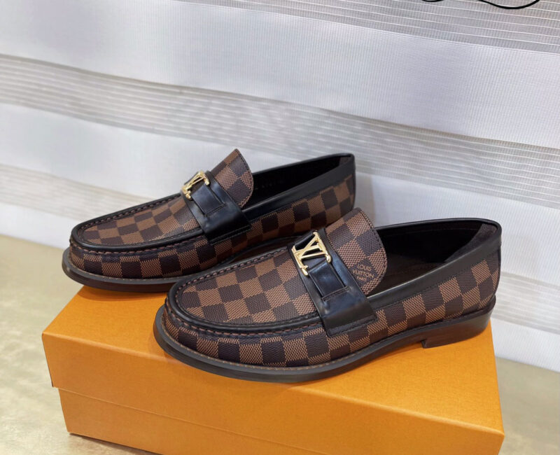 Giày Loafer Louis Vuitton Brown Họa Tiết Damier Ebene Logo LV Vàng