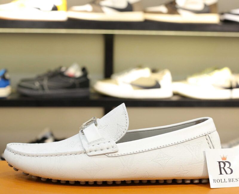 Giày lười Louis Vuitton Major Hockenheim Moccasin White Da Bê Họa Tiết Monogram Logo LV Bạc