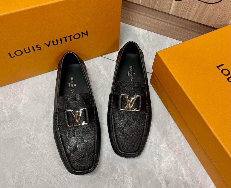 Giày Lười Louis Vuitton Monte Carlo Mocassin Black Da Bê Họa Tiết Damier Logo LV Bạc Bóng