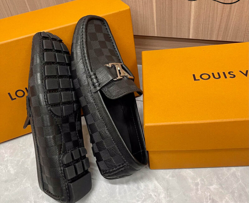 Giày Lười Louis Vuitton Monte Carlo Mocassin Black Da Bê Họa Tiết Damier Logo LV Bạc Bóng