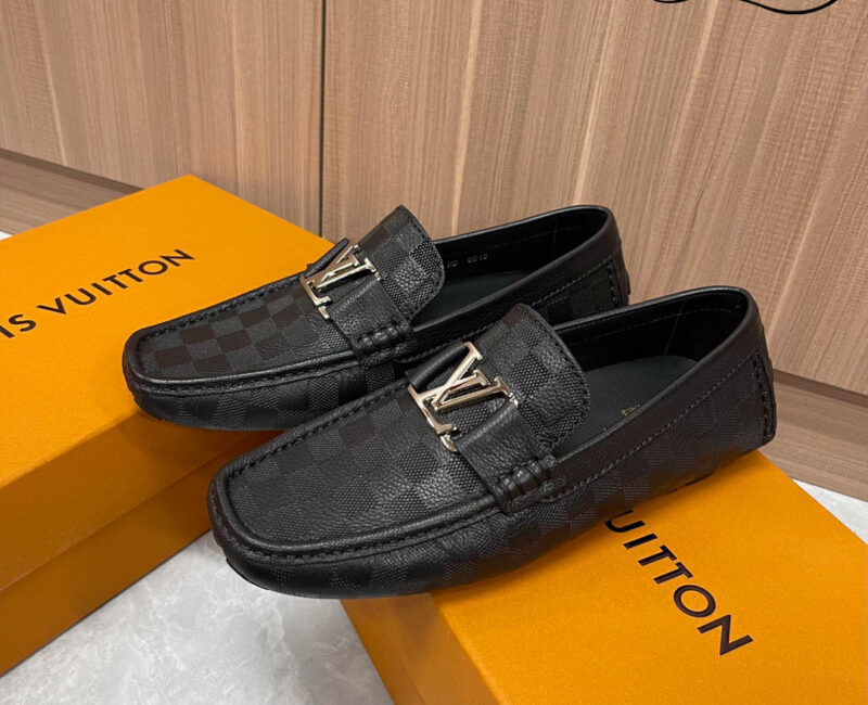 Giày Lười Louis Vuitton Monte Carlo Mocassin Black Da Bê Họa Tiết Damier Logo LV Bạc Bóng