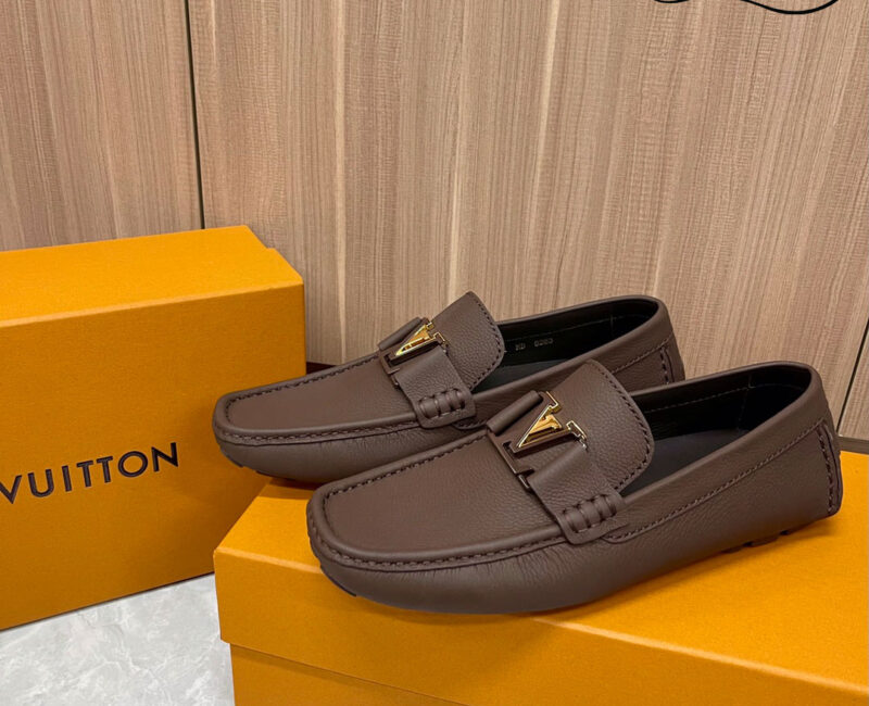 Giày Lười Louis Vuitton Monte Carlo Mocassin Brown Da Bê có Vân Khóa Logo Lv Nâu