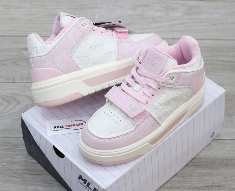 Giày MLB Chunky Liner Mid Classic Monogram NY Pink dập chìm Like Auth