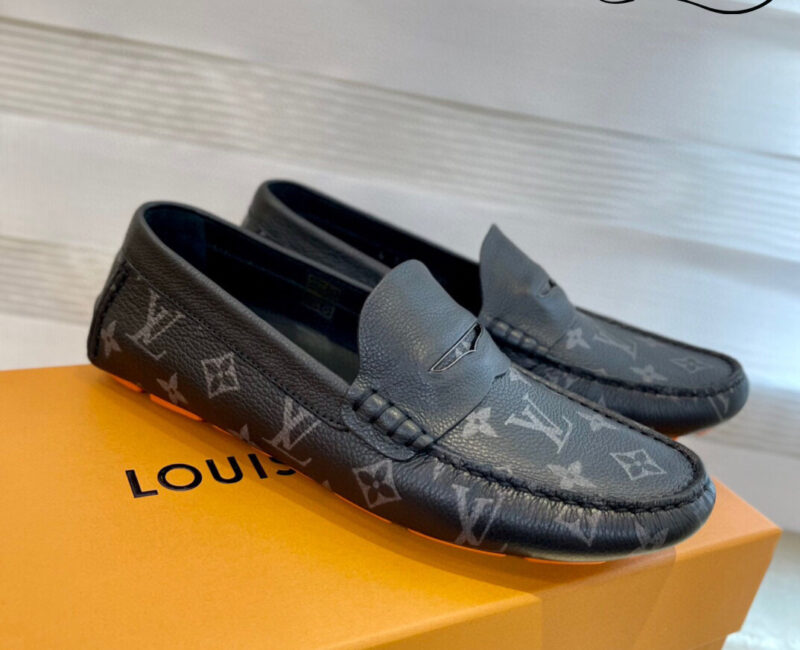 Giày Moca Lv Louis Vuitton Black Da Bê Monogram đế Cam