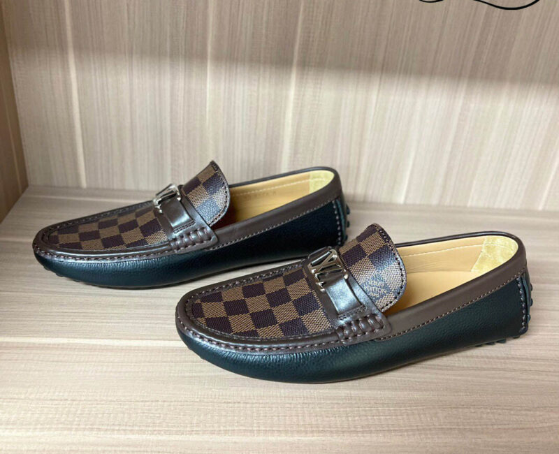 Giày lười LV Hockenheim Mocassin Black Da Bê Sần Họa Tiết Damier Ebene Logo LV Bạc