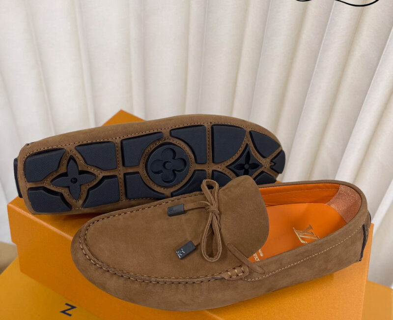 Giày Lười Louis Vuitton Driver Moccasins Moka Da Lộn