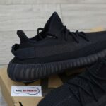 Giày Adidas Yeezy Boost 350 V2 ‘Onyx’ Real