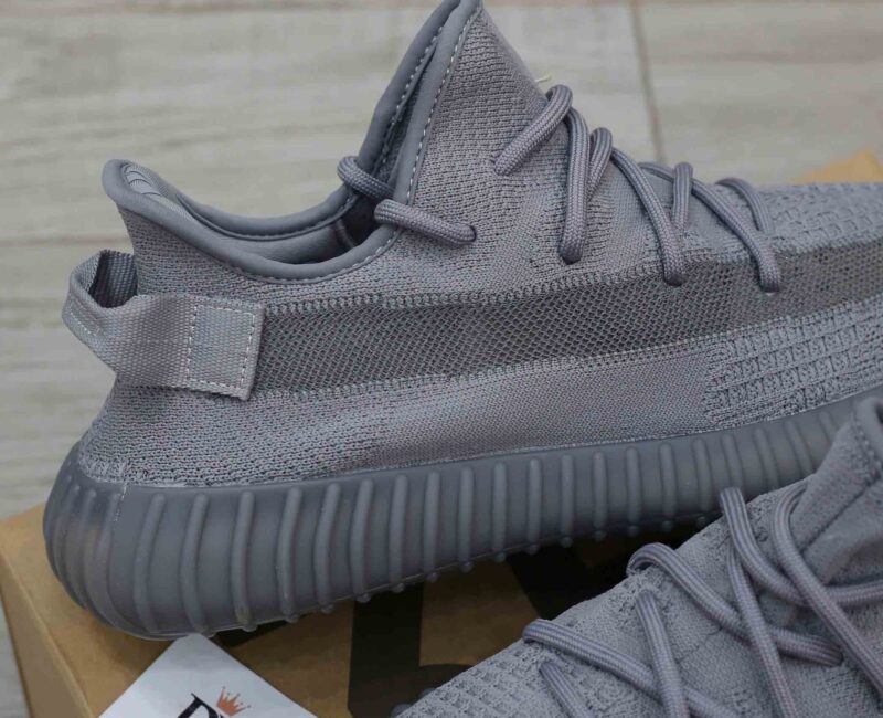 Giày Adidas Yeezy Boost 350 V2 Steel Grey Like Auth