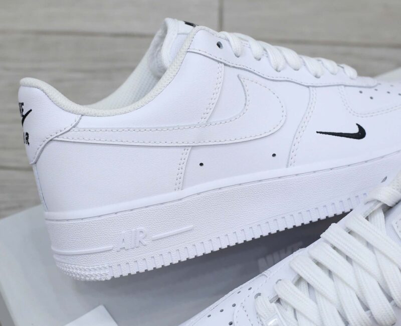 Giày Nike Air Force 1 ’07 Essential Sail-Black Best Quality