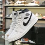 Giày Nike Air Jordan 1 Mid “White/Black” Best Quality