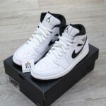 Giày Nike Air Jordan 1 Mid “White/Black” Best Quality