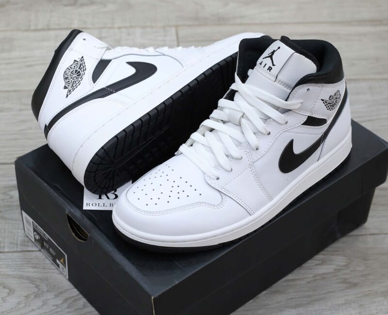 Giày Nike Air Jordan 1 Mid “White/Black” Best Quality