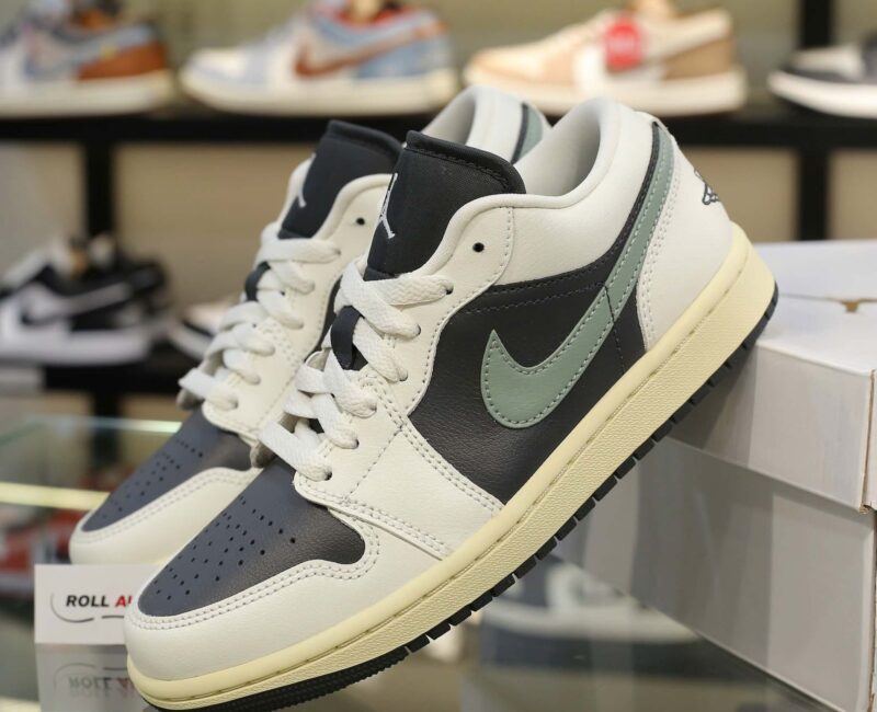 Giày Nike Air Jordan 1 Low ‘Jade Smoke’ (W) Real