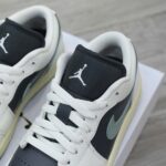 Giày Nike Air Jordan 1 Low ‘Jade Smoke’ (W) Real