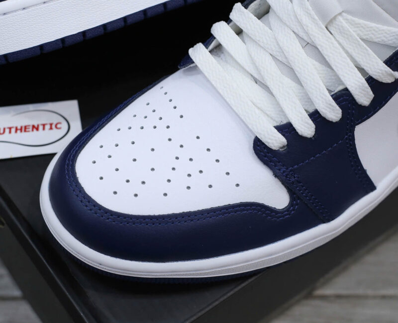 Giày Nike Air Jordan 1 Low ‘Midnight Navy Wolf Grey’ Real