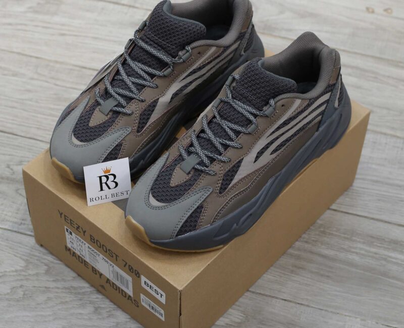 Giày Adidas Yeezy 700 V2 Geode Best Quality