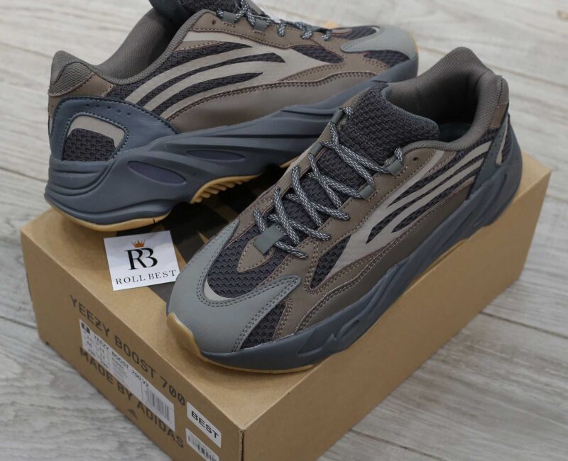 Giày Adidas Yeezy 700 V2 Geode Best Quality