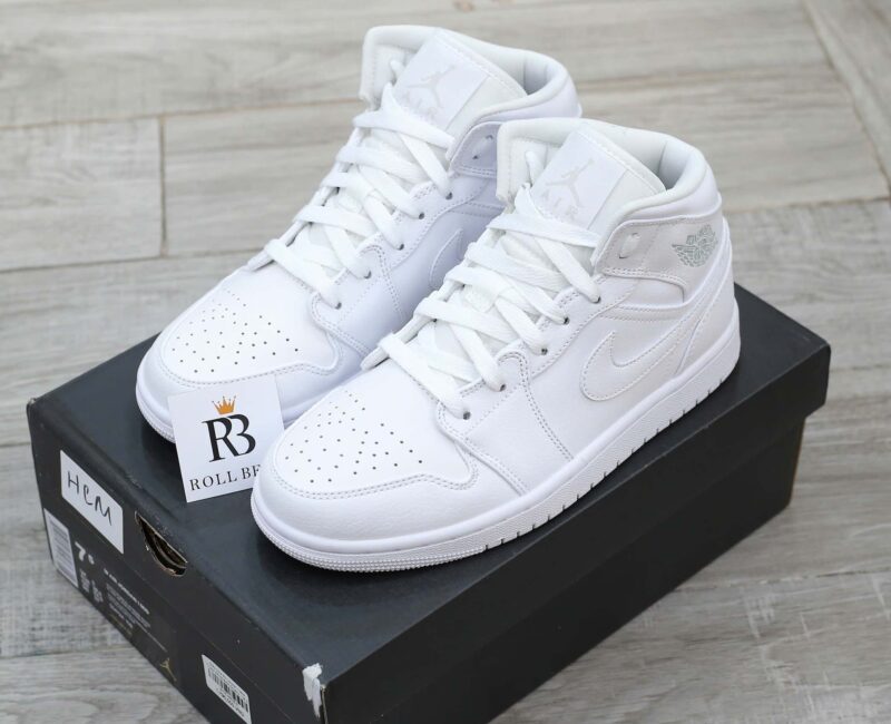 Giay Nike Air Jordan 1 Mid Triple White Best Quality Roll Sneaker