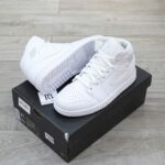 Giày Nike Air Jordan 1 Mid Triple White Best Quality