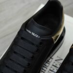 Giày Alexander McQueen Oversized Black Gold Like Auth