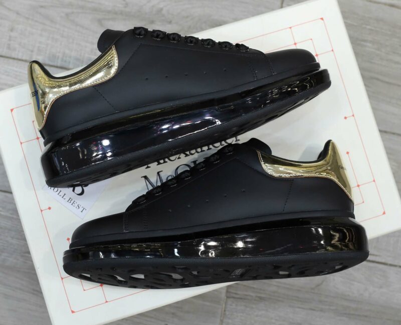 Giày Alexander McQueen Oversized Black Gold Like Auth