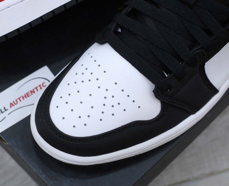 Giày Nike Air Jordan 1 Mid SE 'Union Black Toe' Real