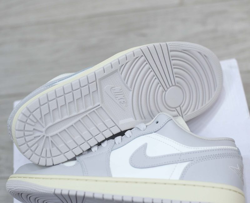 Giày Nike Air Jordan 1 Low ‘Light Grey Sail’ Best Quality