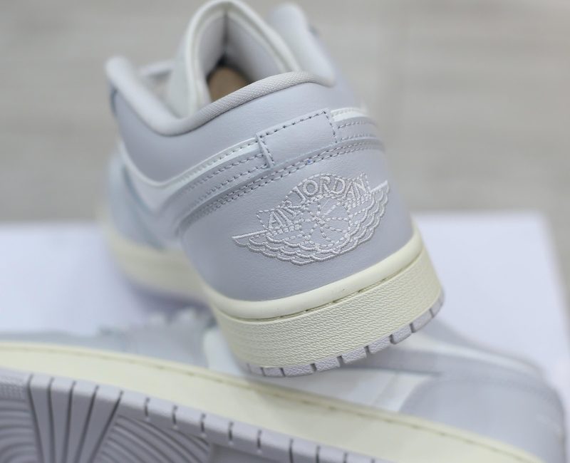 Giày Nike Air Jordan 1 Low ‘Light Grey Sail’ Best Quality